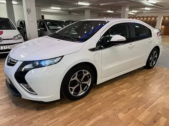 Opel Ampera 2012 photo 2
