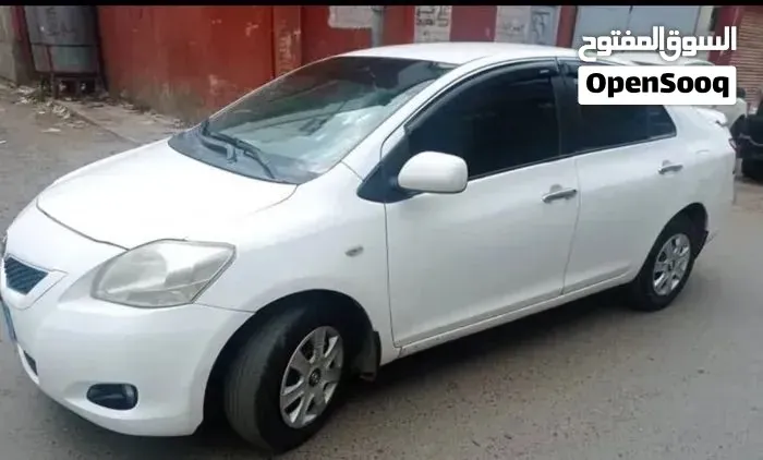 Toyota Yaris 2008 photo 2