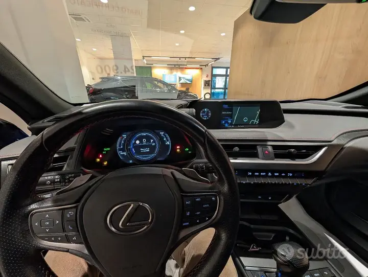 Lexus Ux 2019 photo 3