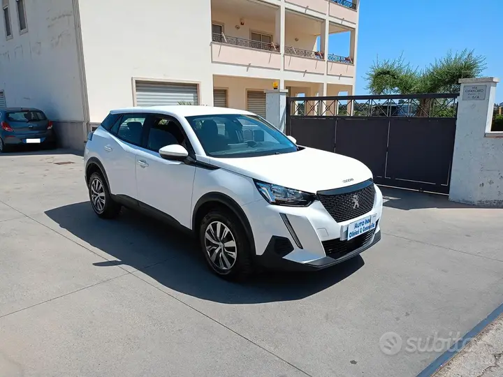 Peugeot 2008 2021 photo 4