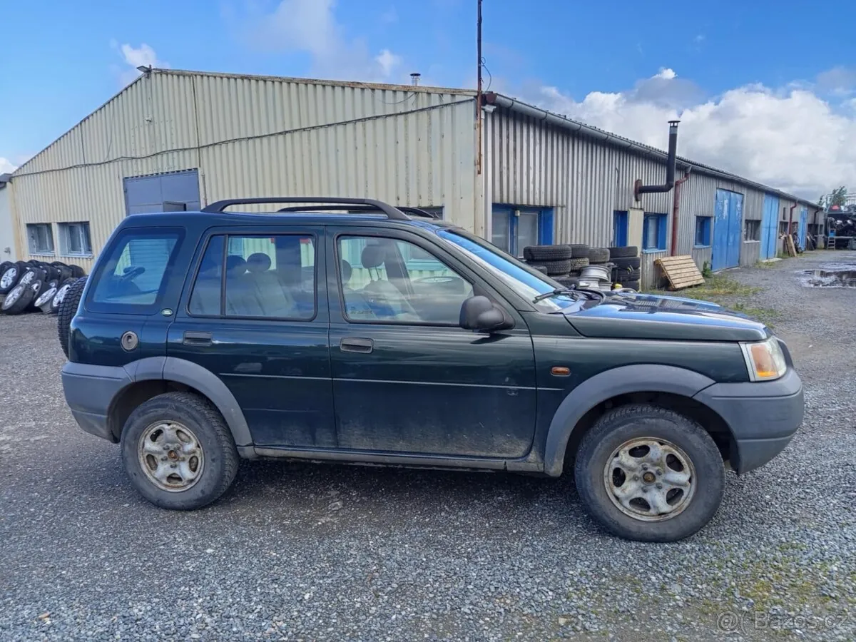 Land Rover Freelander photo 2