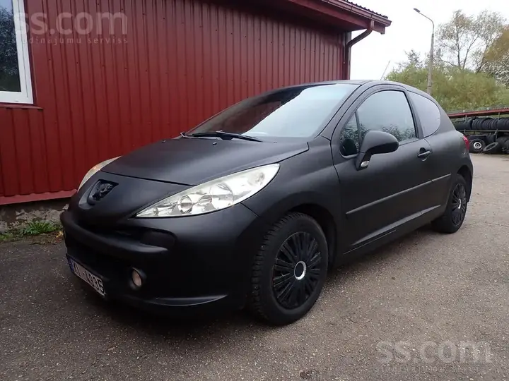 Peugeot 207 2009 photo 4