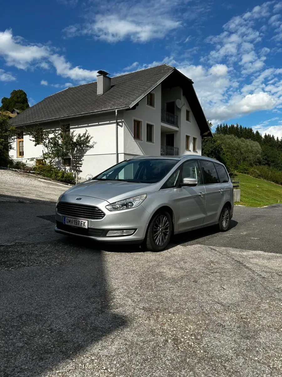 Ford Galaxy 2016 photo 2