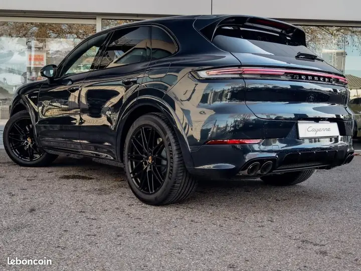 Porsche Cayenne 2026 photo 3