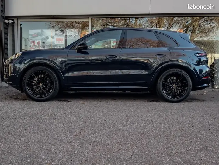 Porsche Cayenne 2026 photo 2
