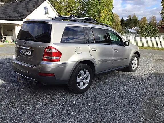 Mercedes-Benz Gl320