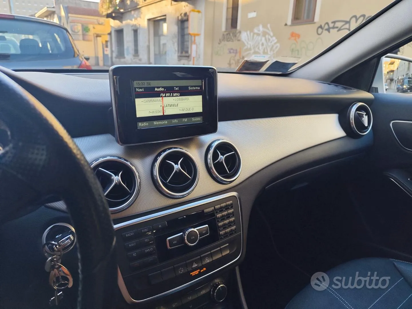 Mercedes-Benz Gla 2015 photo 2