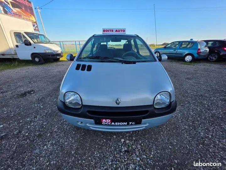 Renault Twingo 2000 photo 2
