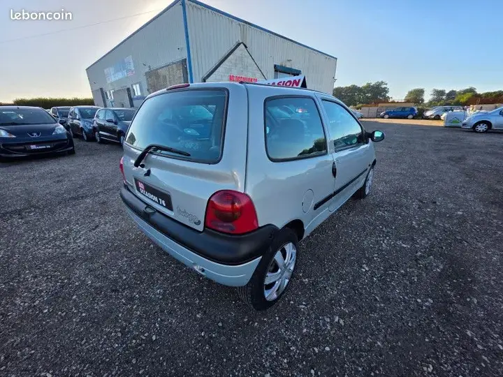 Renault Twingo 2000 photo 4