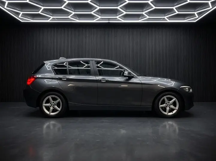 BMW 1 Series 2015 photo 2