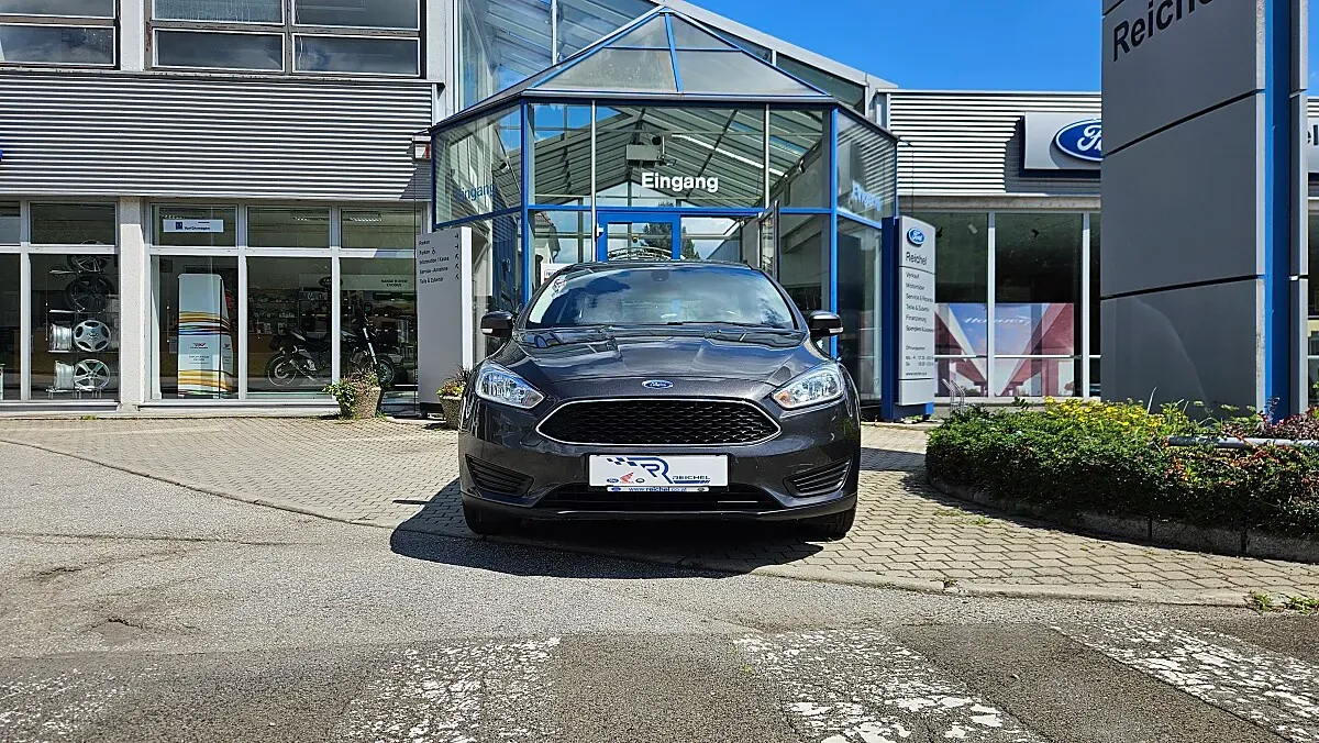 Ford Focus 2018 photo 2