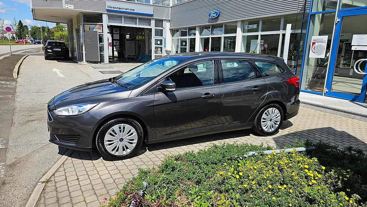 Ford Focus 2018 photo 3