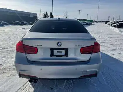BMW 3 Series 2018 photo 4