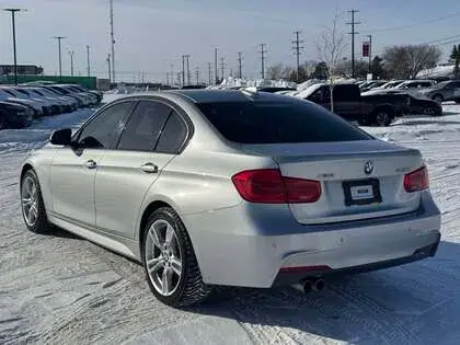 BMW 3 Series 2018 photo 3