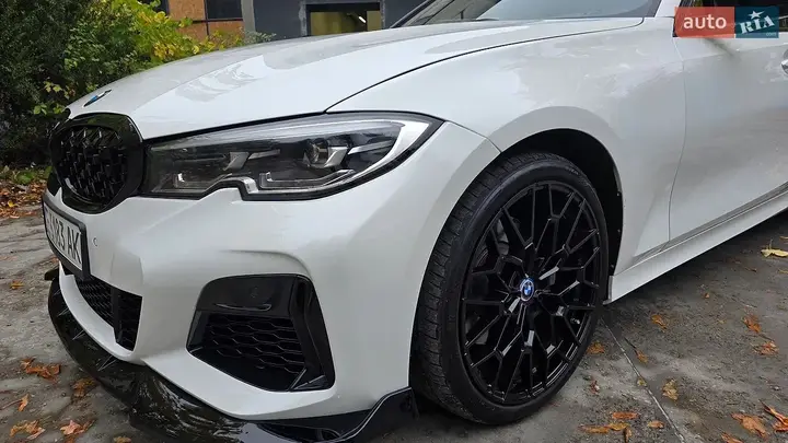 BMW 3 Series 2021 photo 2