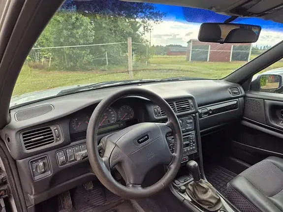 Volvo V70 2000 photo 4