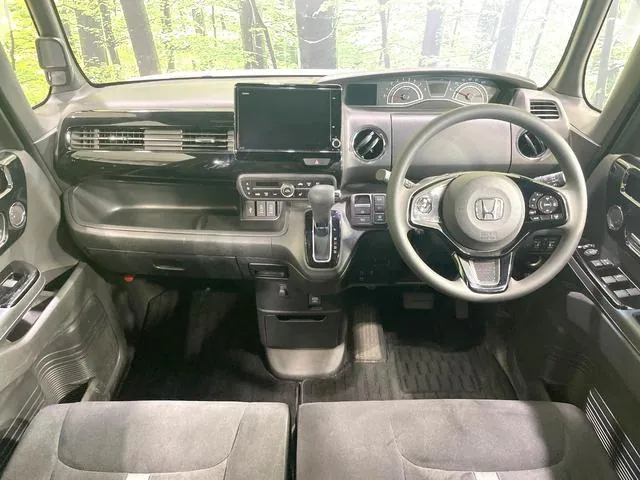 Honda N-Box 2022 photo 2