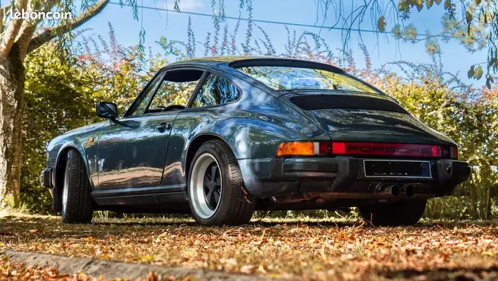 Porsche 911 1982 photo 3