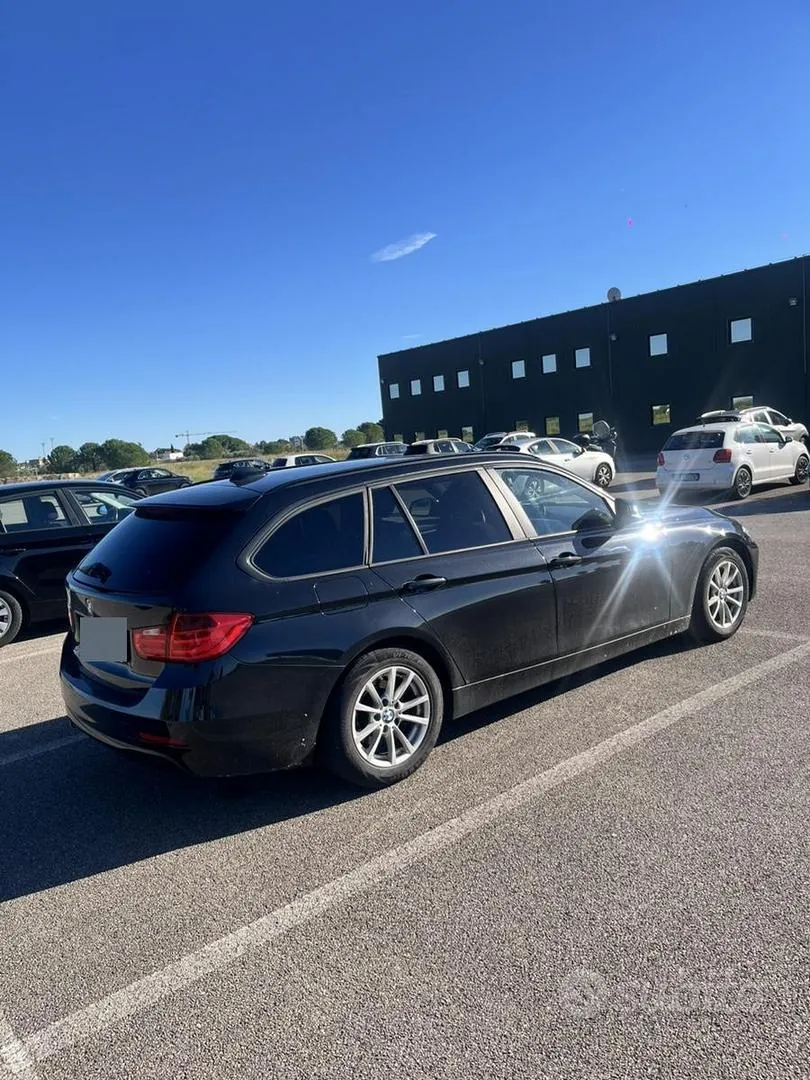 BMW 3 Series 2022 photo 4