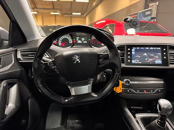 Peugeot 308 2014 photo 5