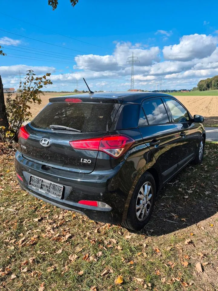 Hyundai I20