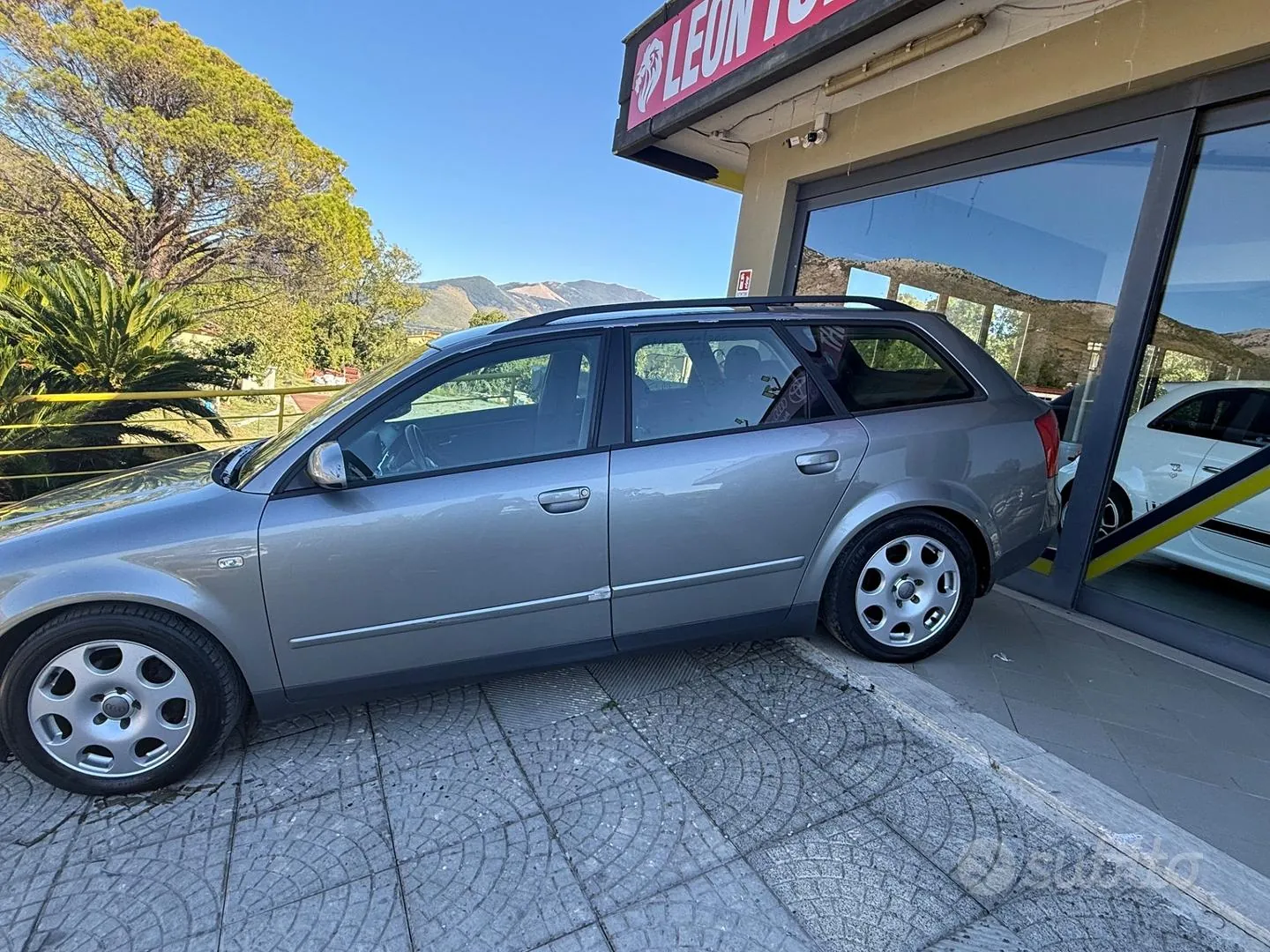 Audi A4 2002 photo 4