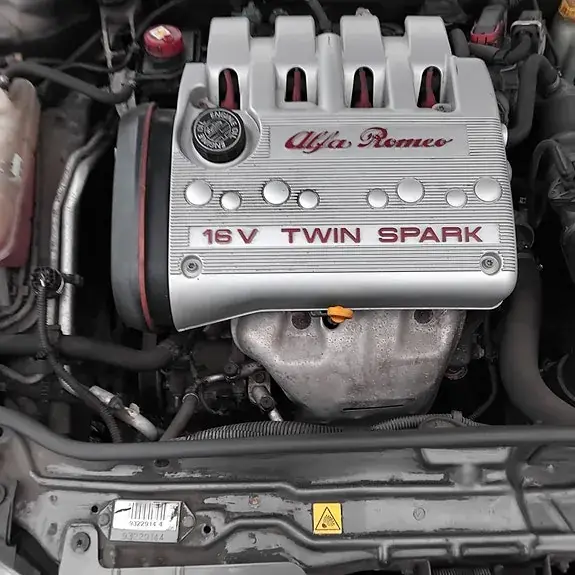 Alfa Romeo 147 2008 photo 2