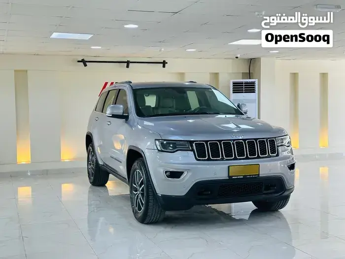 Jeep Grand Cherokee 2019 photo 2