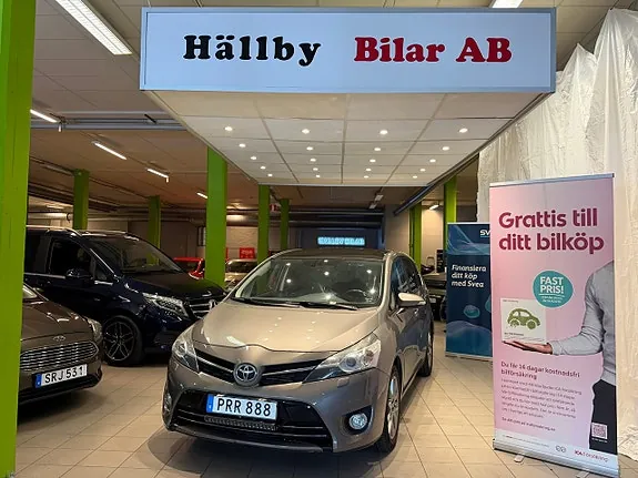 Toyota Verso 2014 photo 2