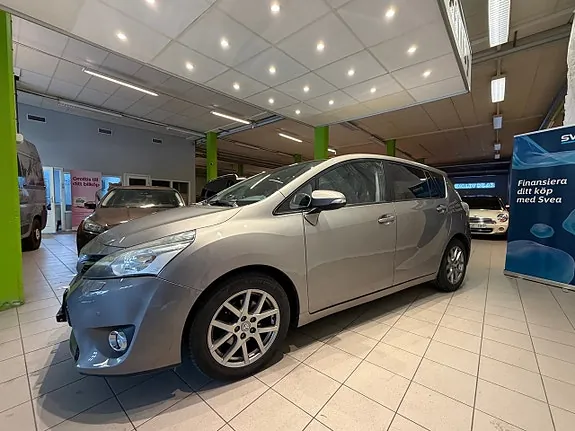 Toyota Verso 2014 photo 3