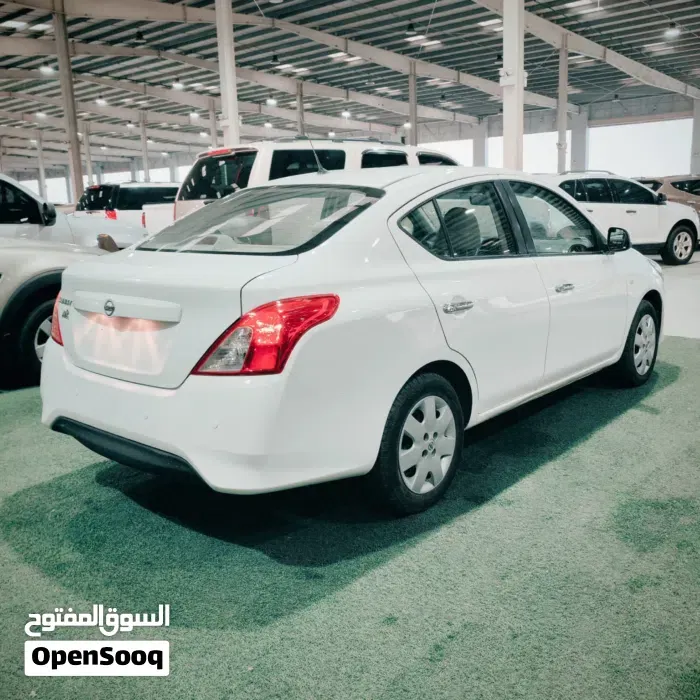 Nissan Sunny 2022 photo 2
