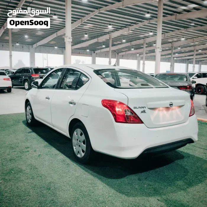 Nissan Sunny 2022 photo 3
