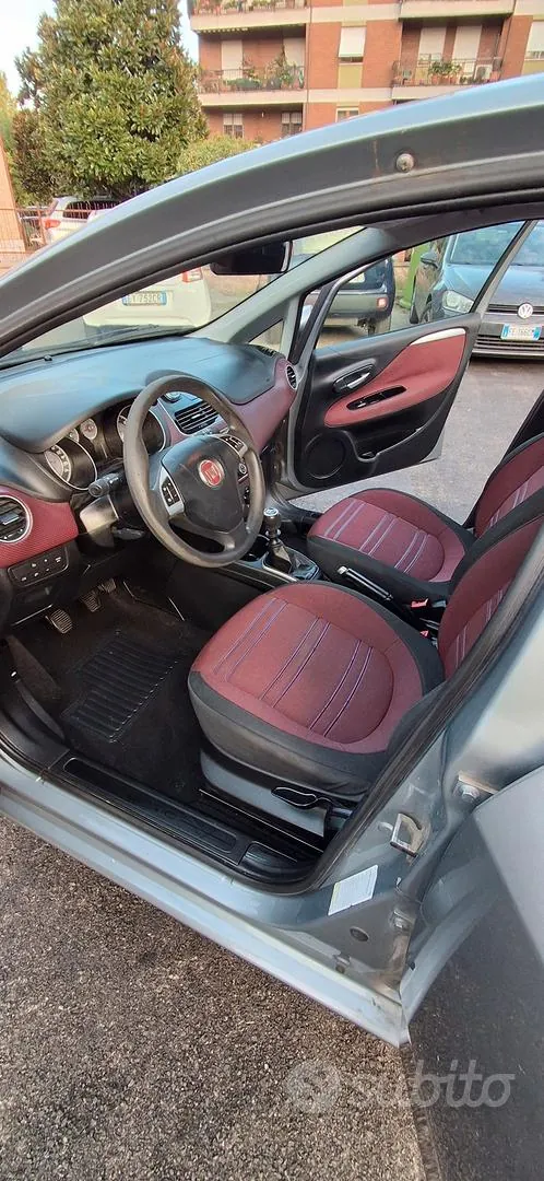 Fiat Grande Punto 2009 photo 3