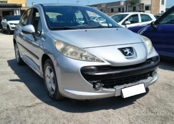 Peugeot 207 2007 photo 2