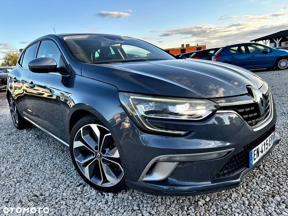 Renault Megane 2017 photo 2