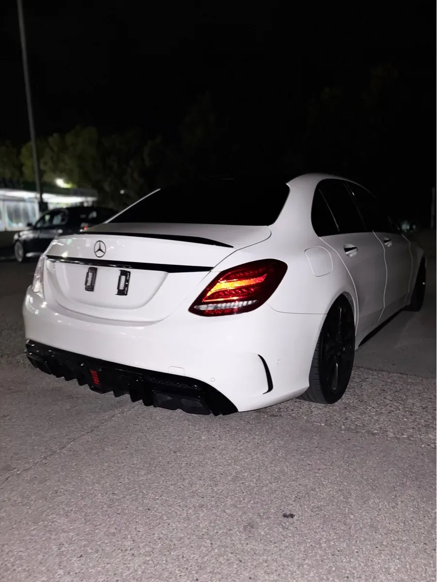 Mercedes-Benz C-Class 2015 photo 2