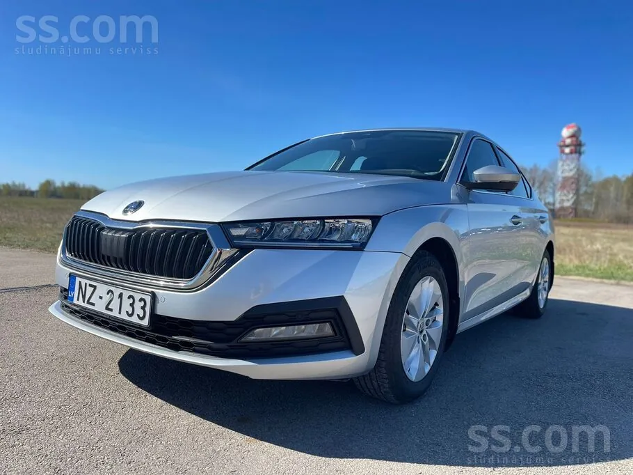 Skoda Octavia 2024 photo 2