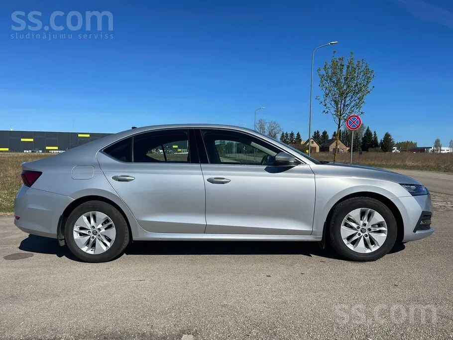 Skoda Octavia 2024 photo 3