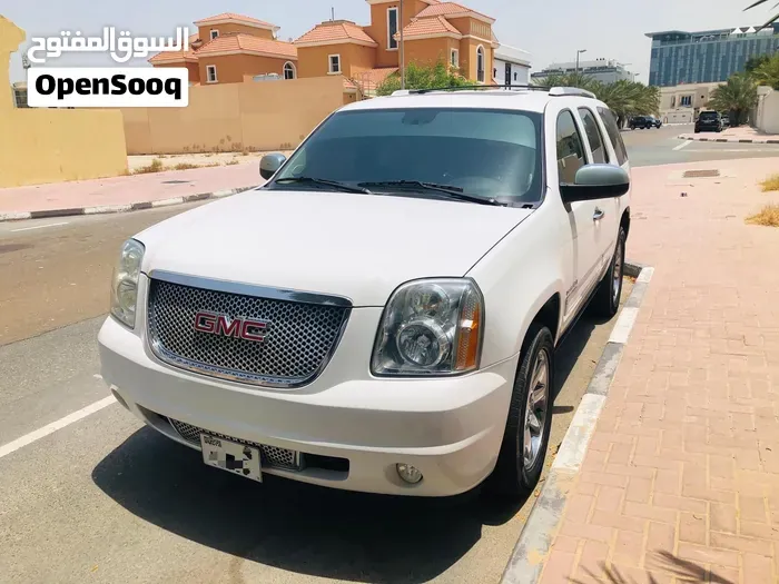 GMC Yukon Denali