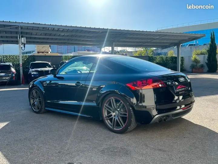 Audi Tt 2011 photo 4