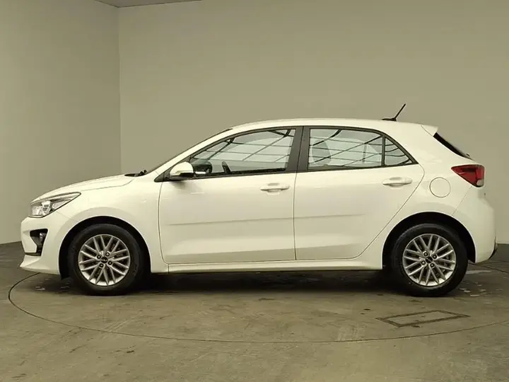 Kia Rio 2022 photo 4