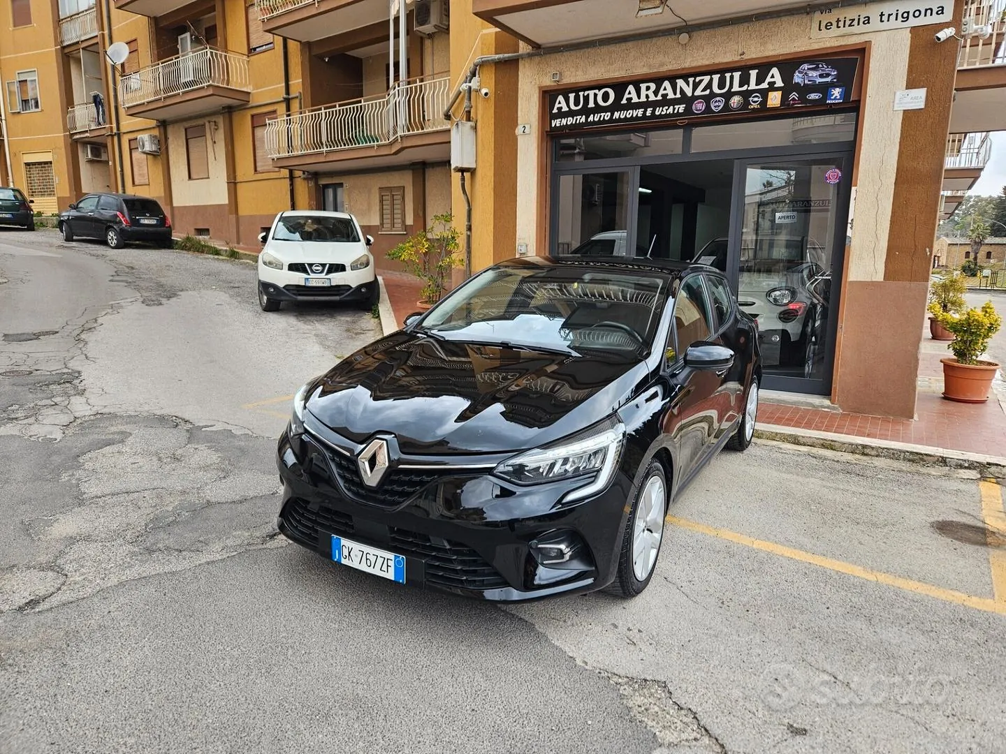 Renault Clio 2022 photo 2