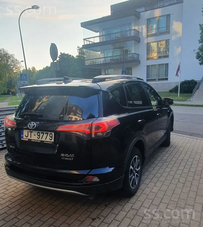 Toyota Rav4 2018 photo 3
