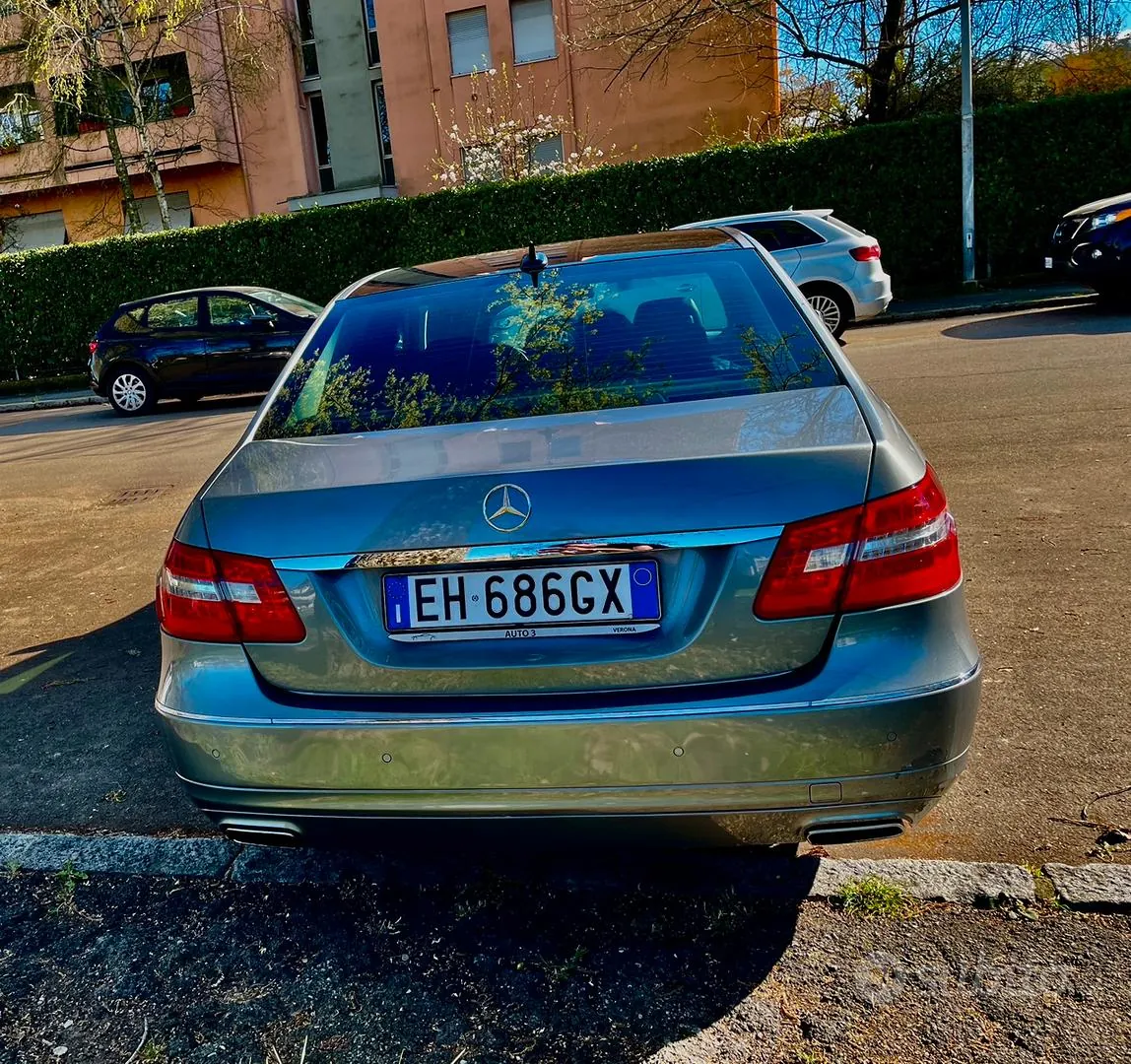 Mercedes-Benz E350 2011 photo 3