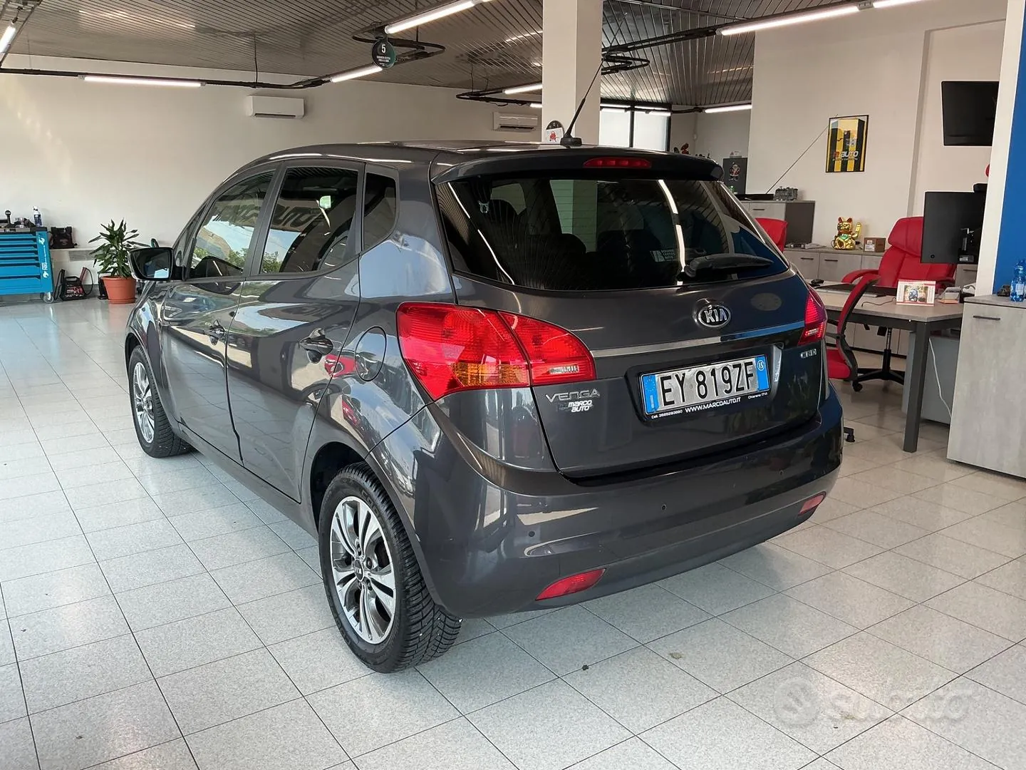 Kia Venga 2015 photo 5