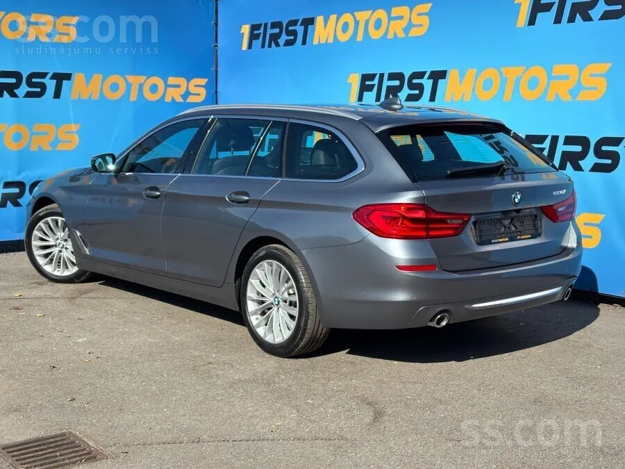 BMW 520I 2020 photo 2