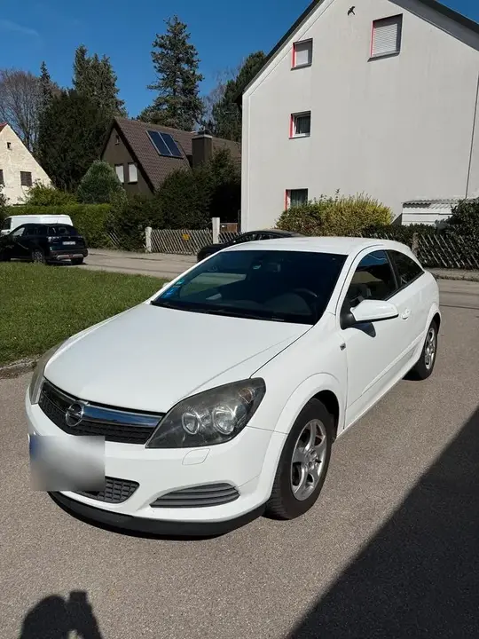Opel Astra Gtc