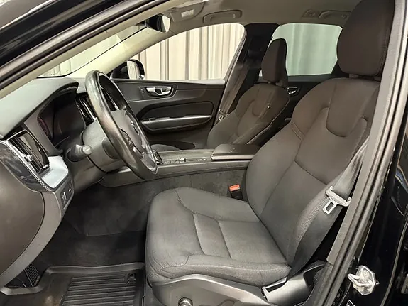 Volvo Xc60 2020 photo 5