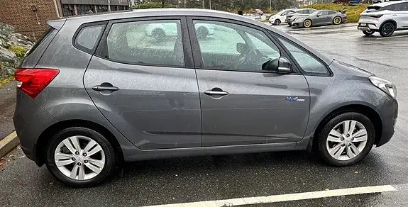 Hyundai Ix20 2011 photo 2