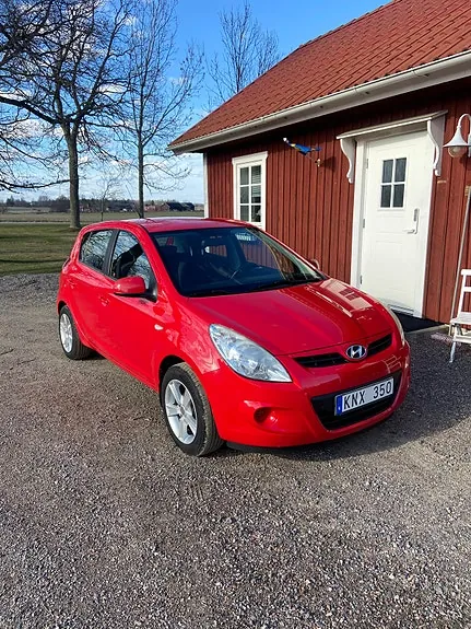 Hyundai I20 2010 photo 2